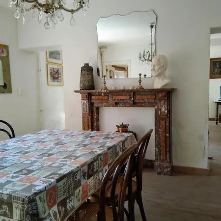 Gezellig Maissin بيت للعطل